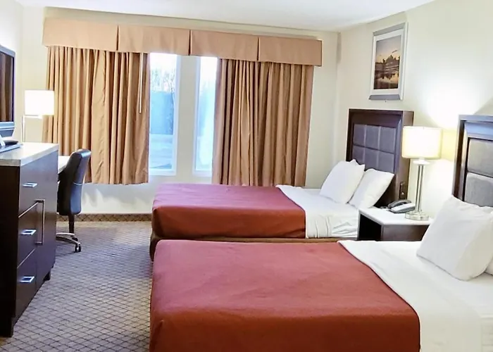 Home Inn & Suites